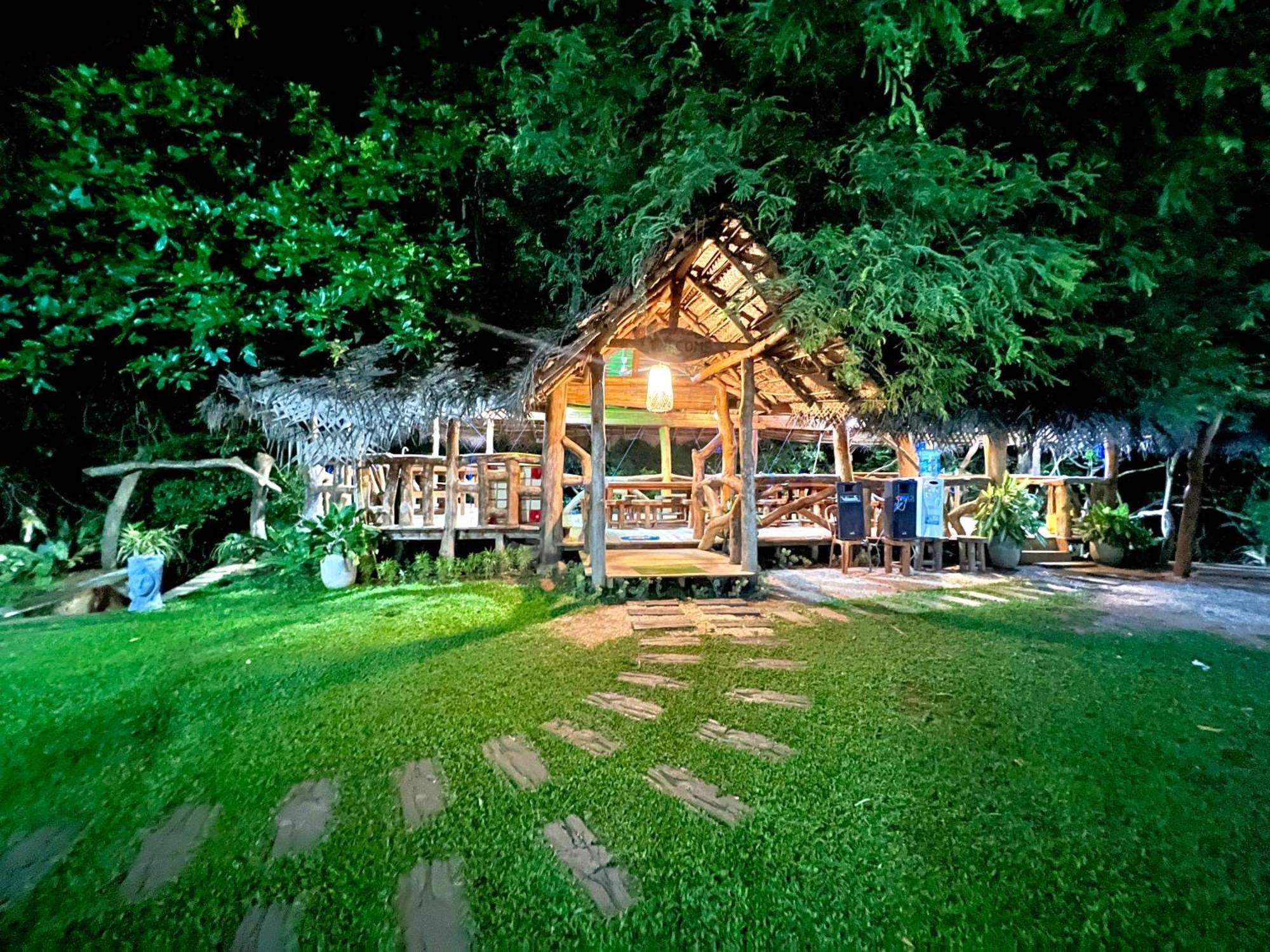 Sayon River Cottage & Eco Garden Monaragala Exterior photo